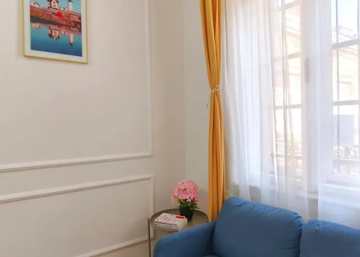 Rakoczi Utca 59 *