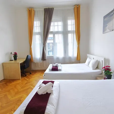 Rakoczi Utca 59 Homestay