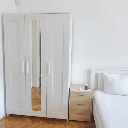 Rakoczi Utca 59 * Budapest